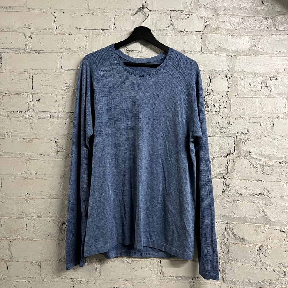 Lululemon Metal Vent Tech